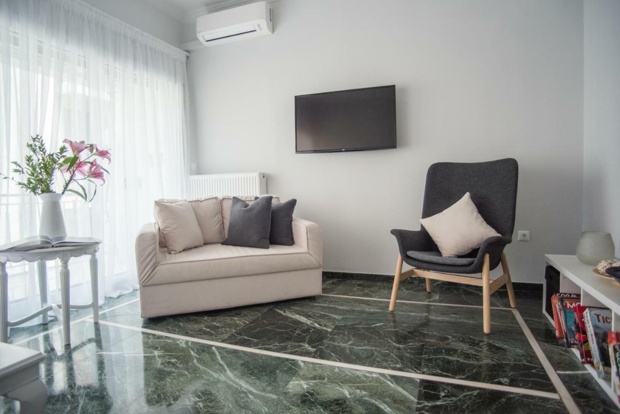 Living Near Acropolis By Sylvia Staikou 2Nd & 3D Floor Apartment เอเธนส์ ภายนอก รูปภาพ