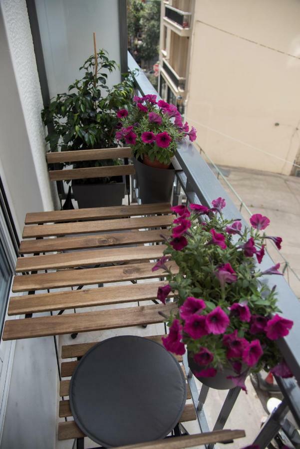 Living Near Acropolis By Sylvia Staikou 2Nd & 3D Floor Apartment เอเธนส์ ภายนอก รูปภาพ